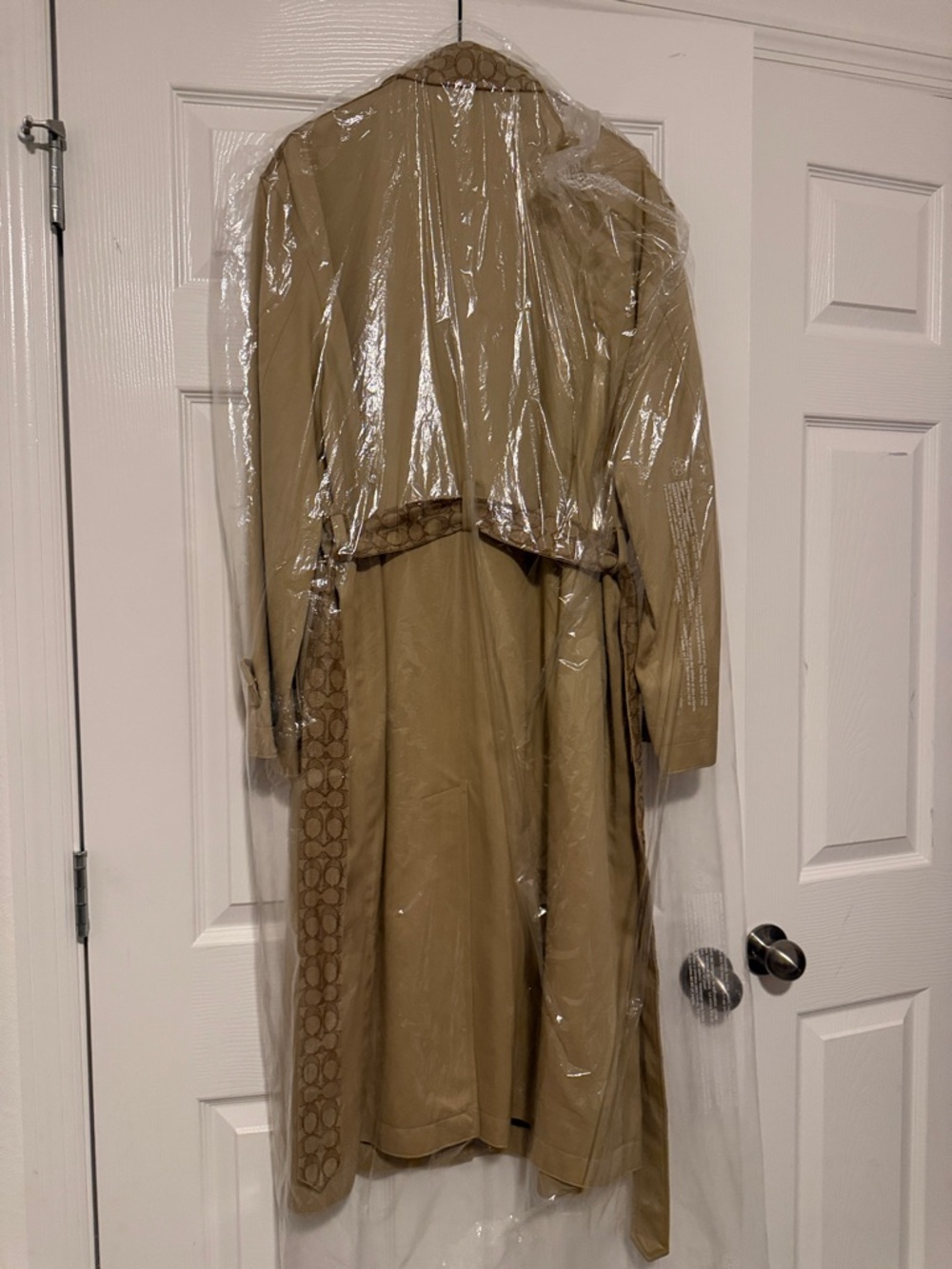 Coach Beige Trench Coat with Signature Monogram and Turn Lock Bottom - Picture 11 of 16